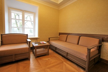 2-местный 2-комнатный Family Room / Superior, левый флигель
