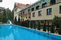  Vesta - Swimming pool