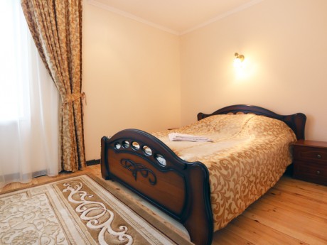 1-room double double, hotel