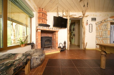 For 9 people, guest house