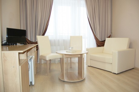 2-room double / luxe, main building