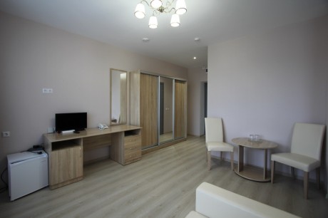 2-room double / luxe, main building