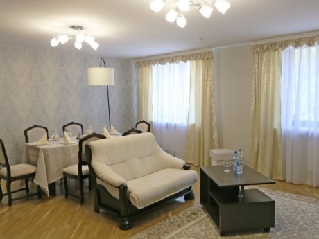 2-месны 2-пакаёвы прэмiум, гасцініца