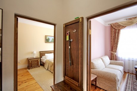 2-bed 2-room / deluxe with a balcony, building №1