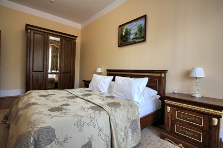 2-bed 2-room / deluxe with a balcony, building №1