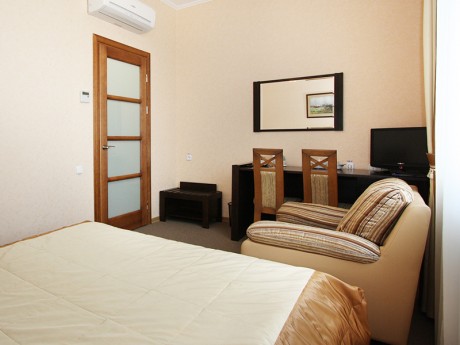2-местный 1-комнатный полулюкс, гостиница